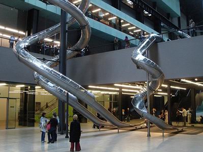 tate slidesby Carsten Höller