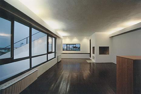 Caspian Sea house designed by Pouya Khazaeli Parsa