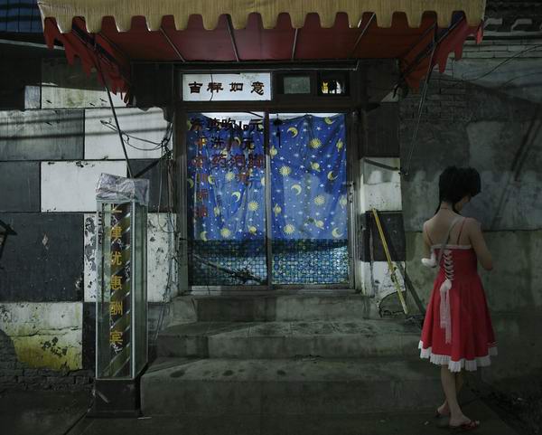 photographs taken in china by michael roulier