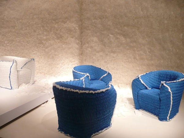 moroso panna chair and installation designed by Tokujin Yoshioka