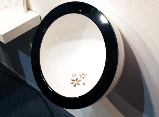 flower urinal