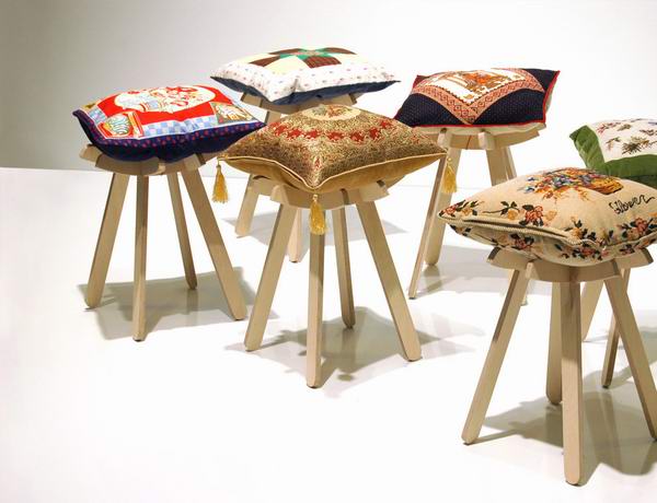 stool designed by 5.5 designer