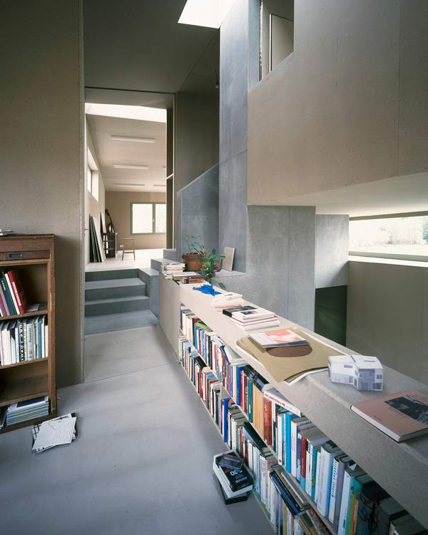 House Muller Gritsch designed by AFGH