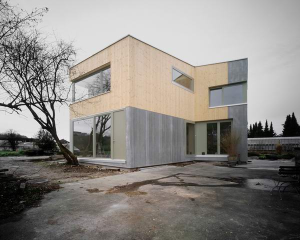House Muller Gritsch designed by AFGH