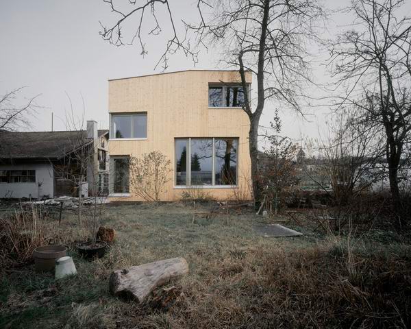 House Muller Gritsch designed by AFGH