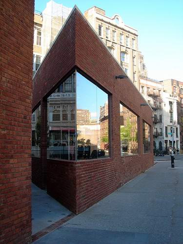 Yohji Yamamoto New York store designed by Junya Ishigami