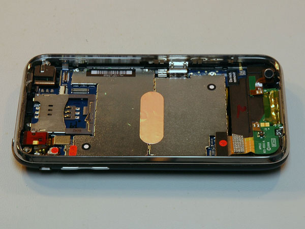 iPhone 3G Disassembly