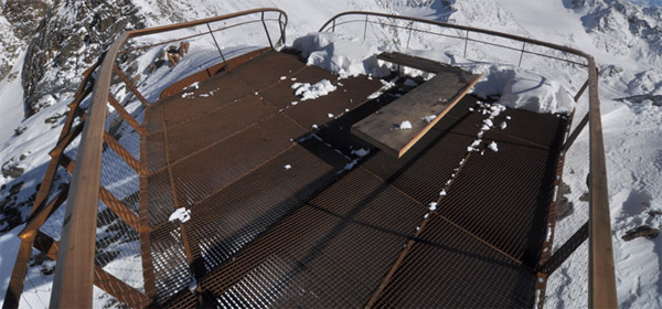Top of Tyrol mountain-top viewing platform by Astearchitecture